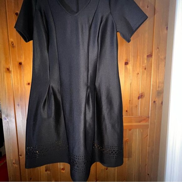 COLLECTION by Liz Claiborne Black Fit & Flare Laser Cut Hem Dress 1X - Picture 3 of 7